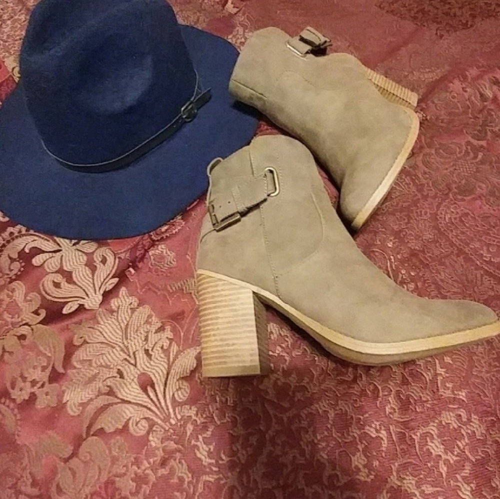 New Ankle boots